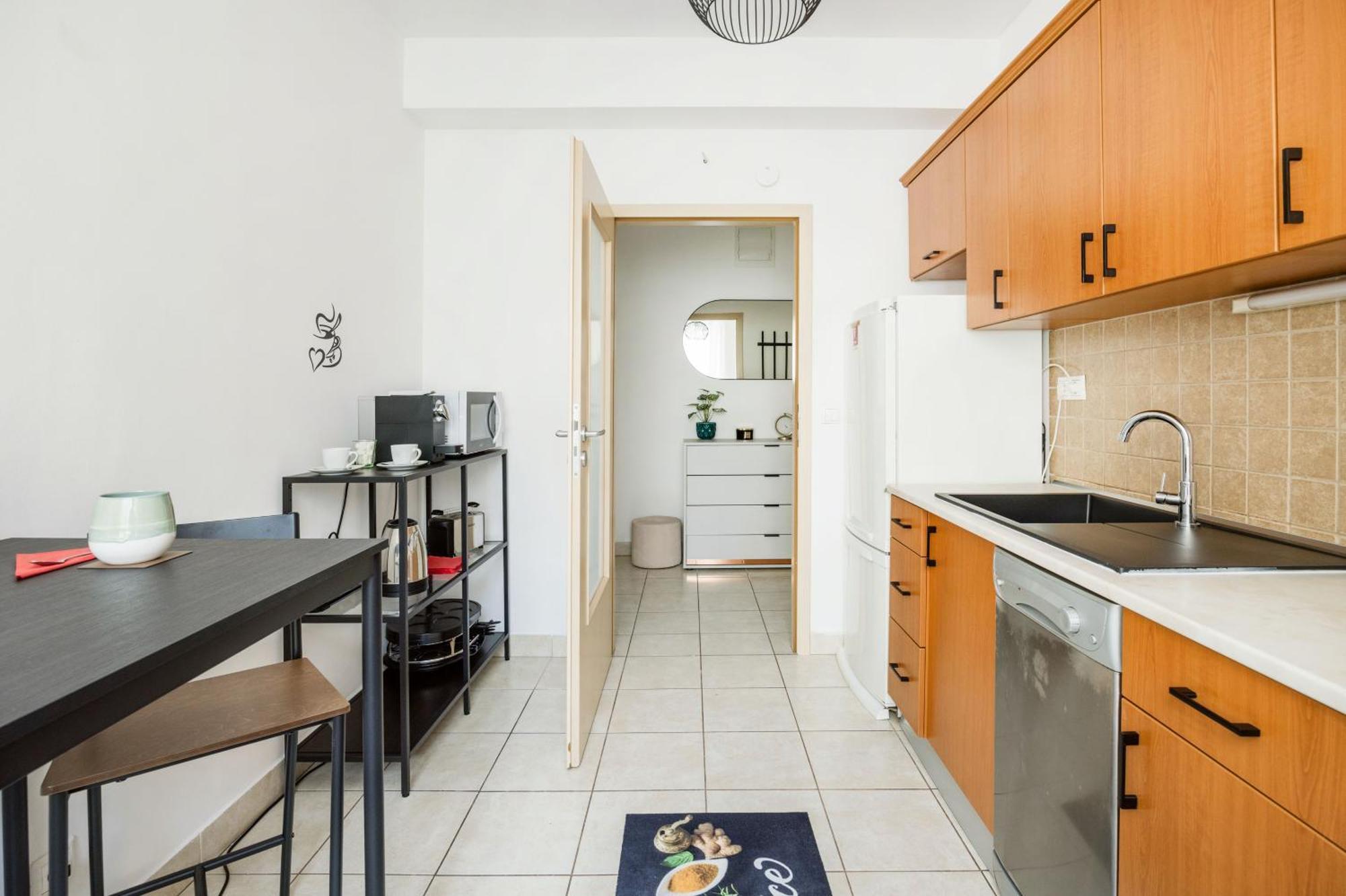 Appartement Modern Two-bedroom With Free Parking Budapest
