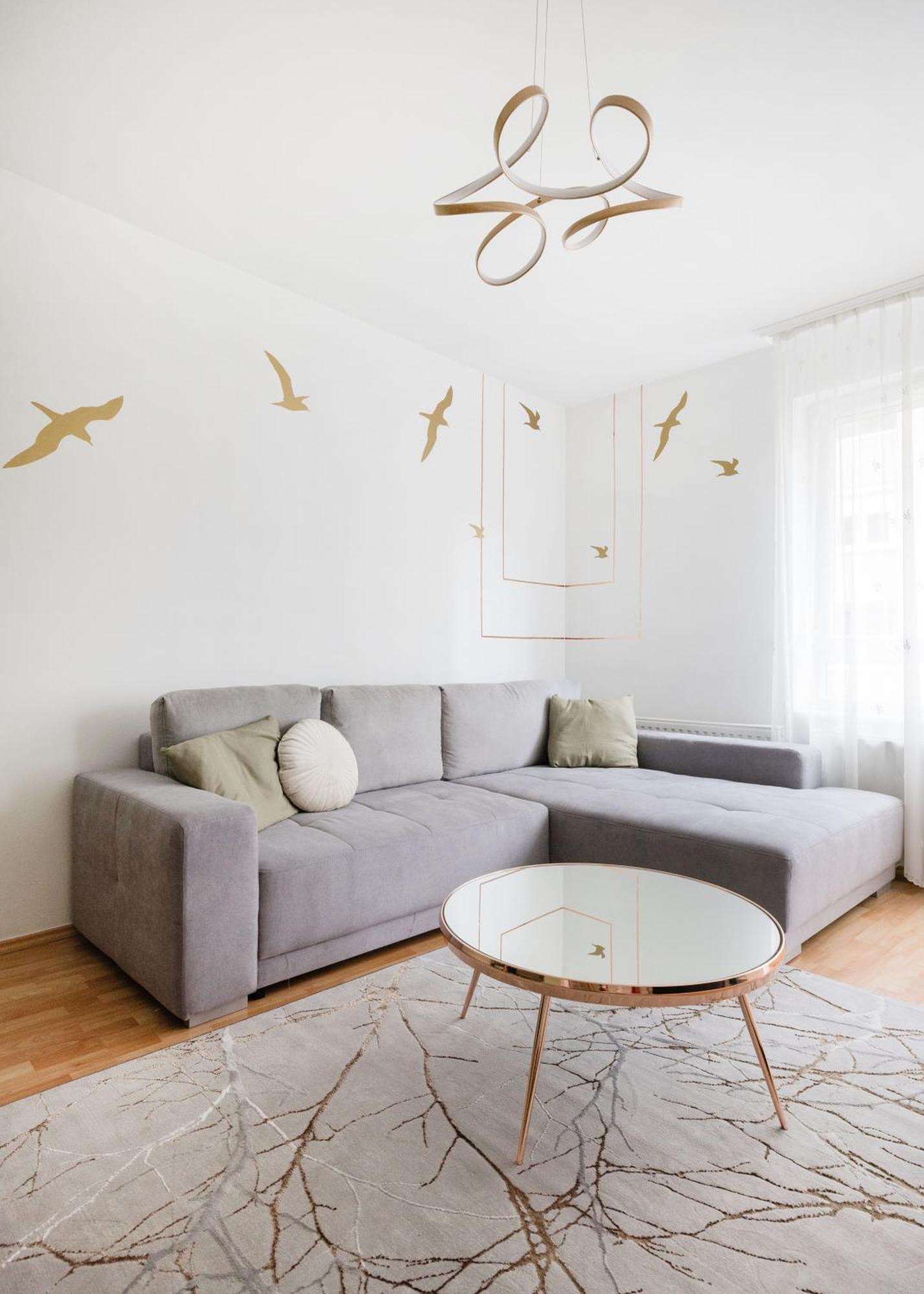 Modern Two-bedroom With Free Parking Apartamento