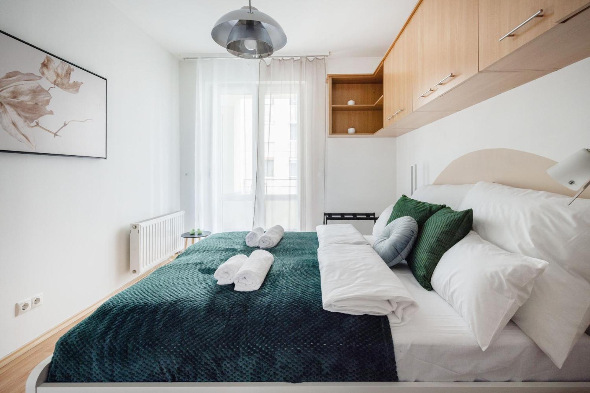 Modern Two-bedroom With Free Parking * Boedapest