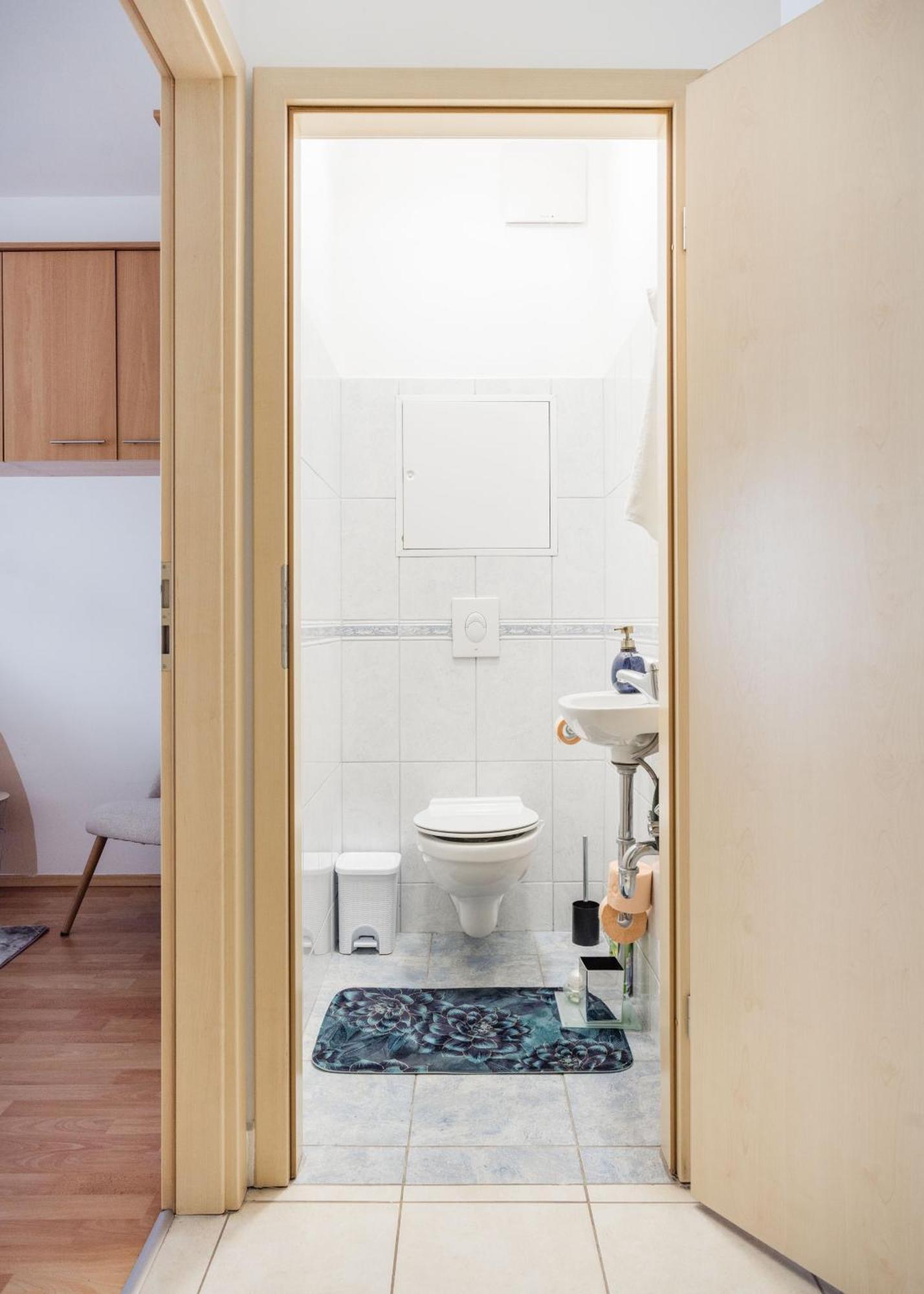 Modern Two-bedroom With Free Parking Appartement
