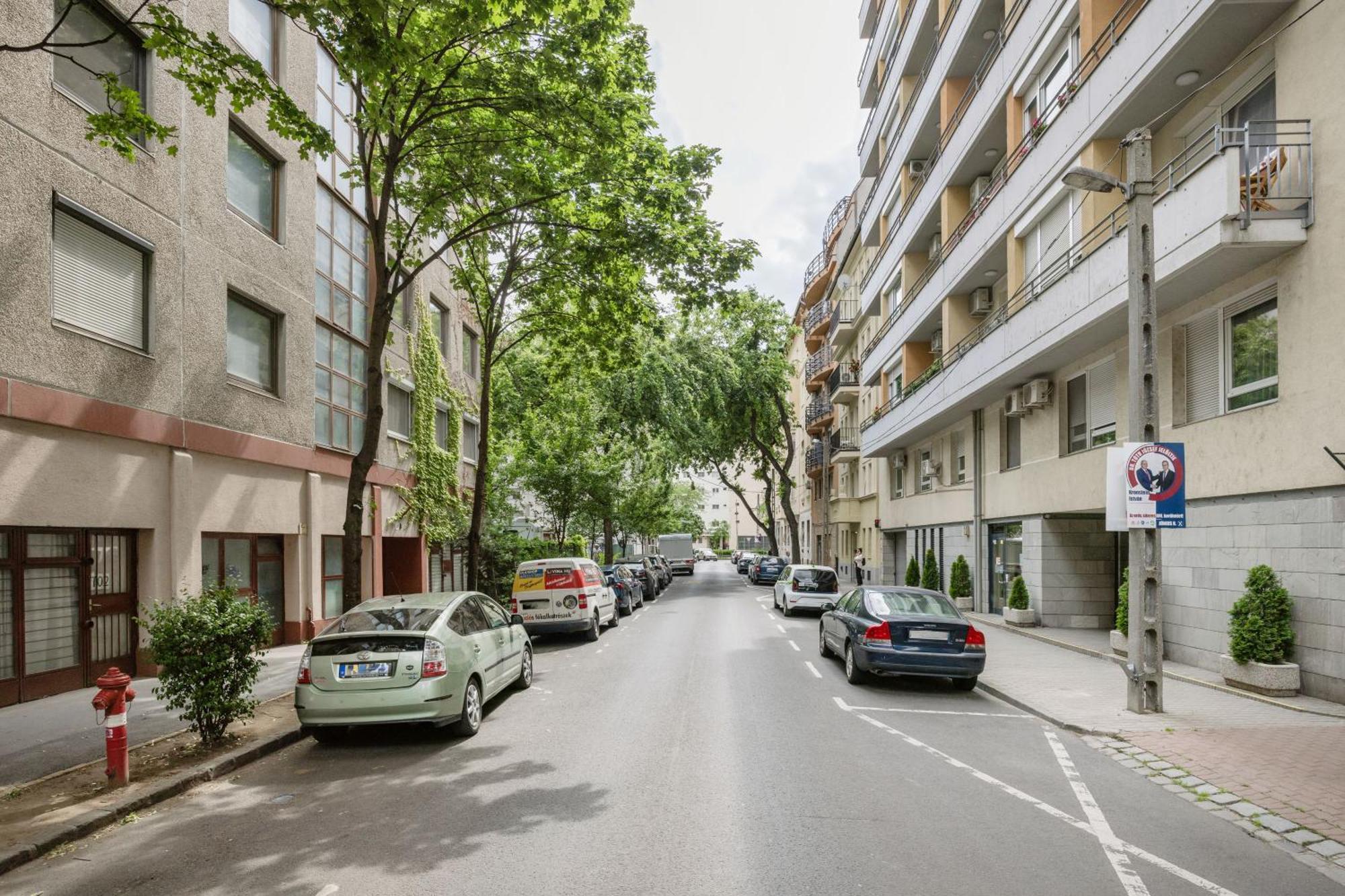 Appartement Modern Two-bedroom With Free Parking